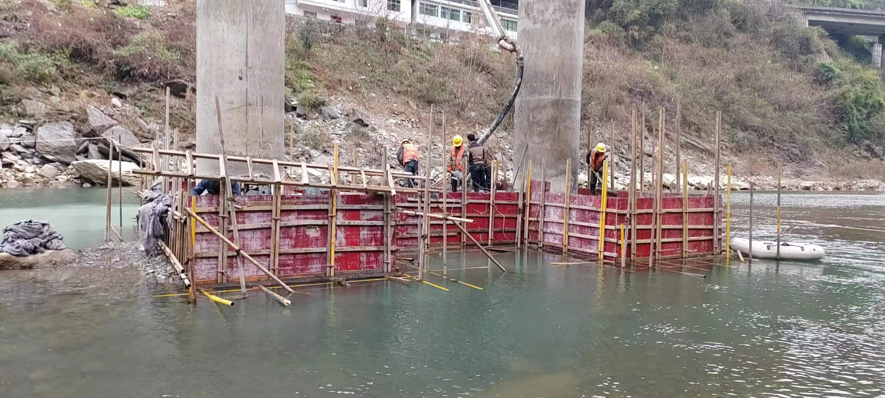 金昌水利工程施工中堤坝渗漏原因以及防渗加固技术